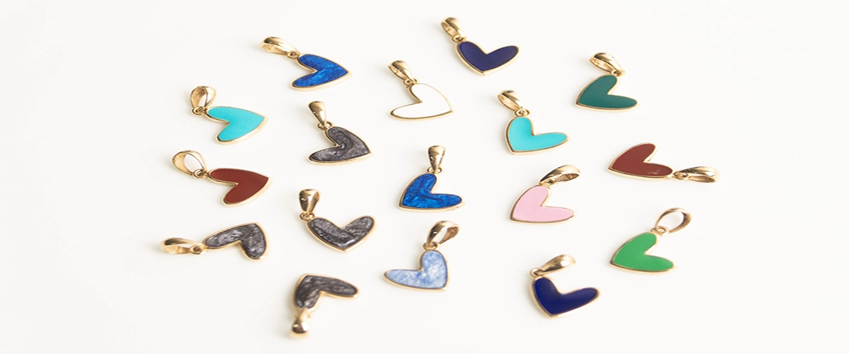 میناکاری بر روی طلا و جواهر