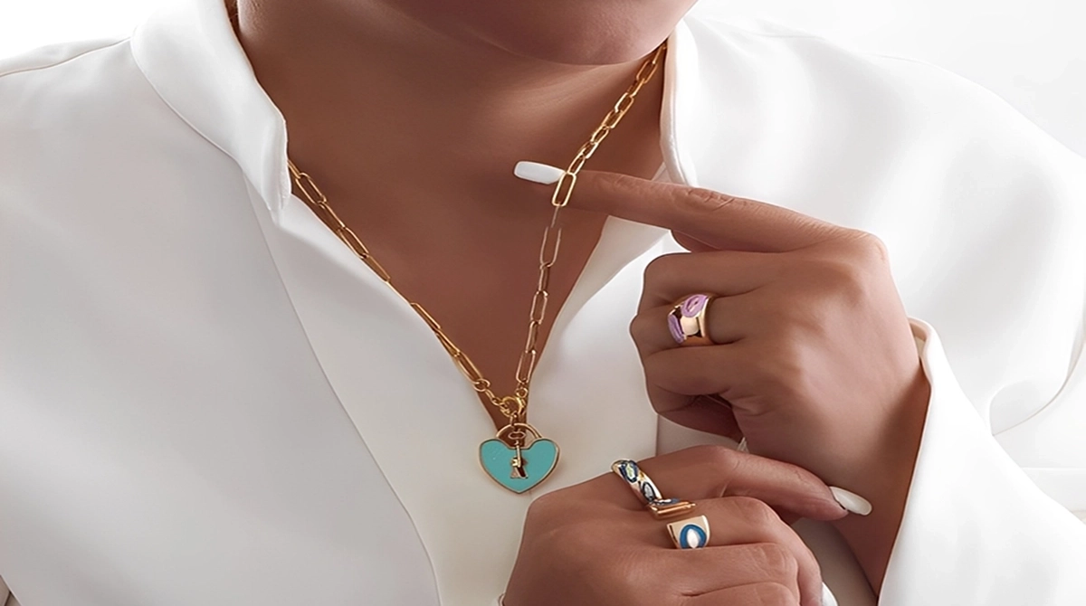 آشنایی با مینا کاری روی طلا